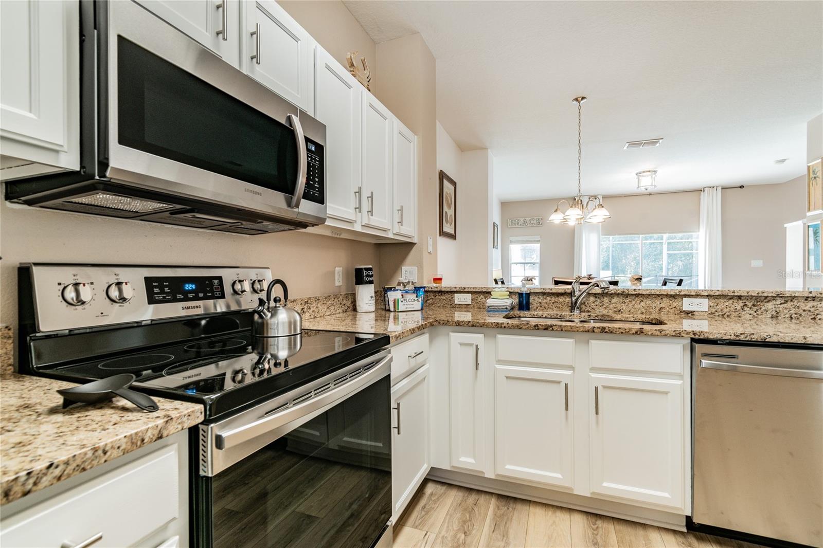 4504 Alberto Circle, FL