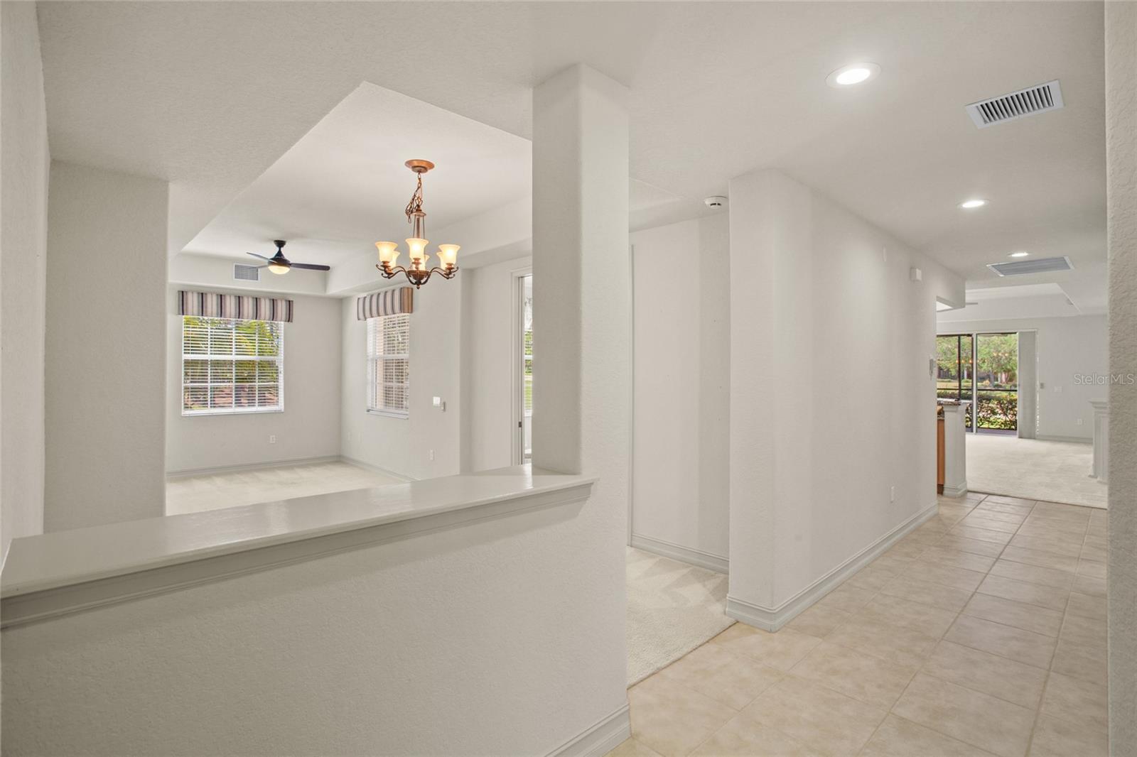 26207 Avenida Las Colinas, FL