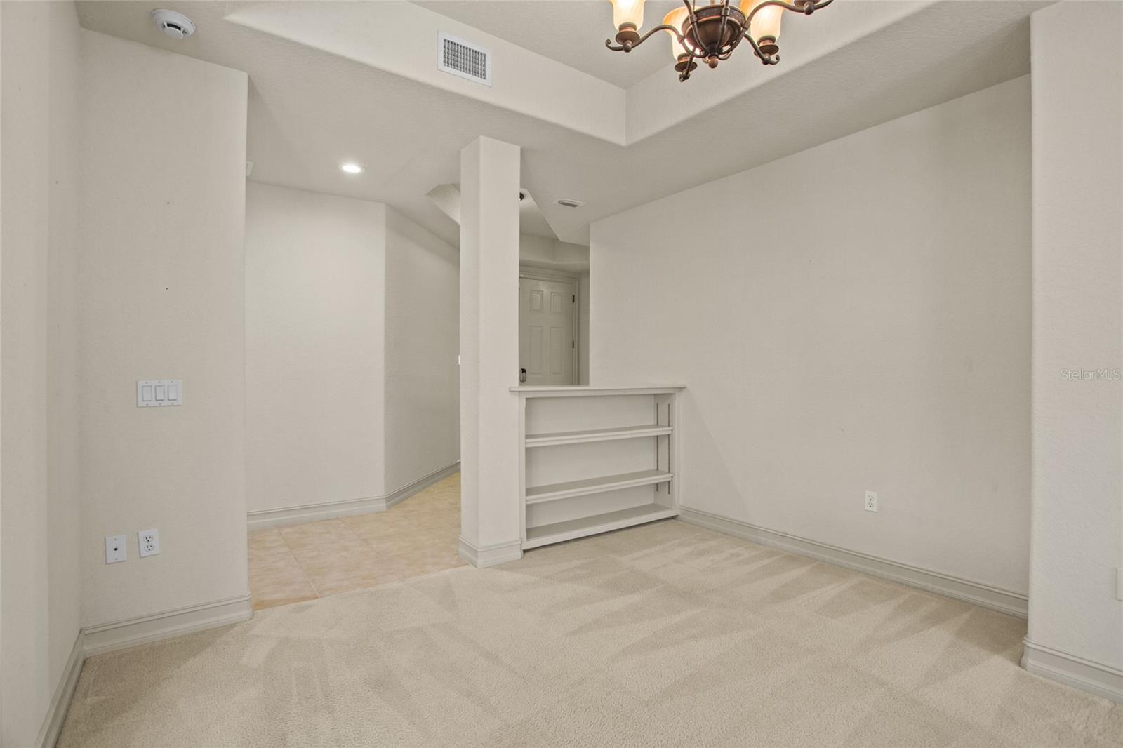26207 Avenida Las Colinas, FL