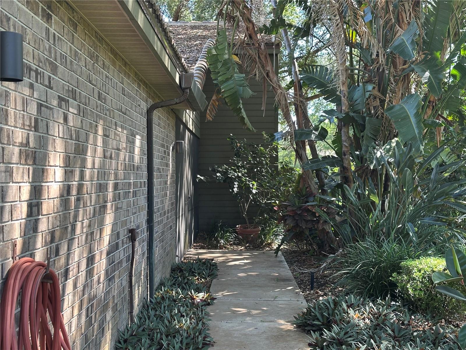 104 Woden Way, FL