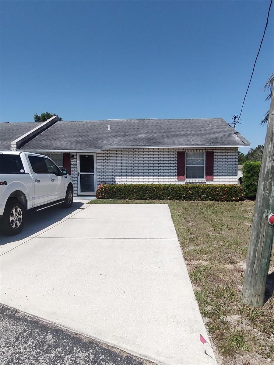 1402 Thousand Roses Dr. W., FL