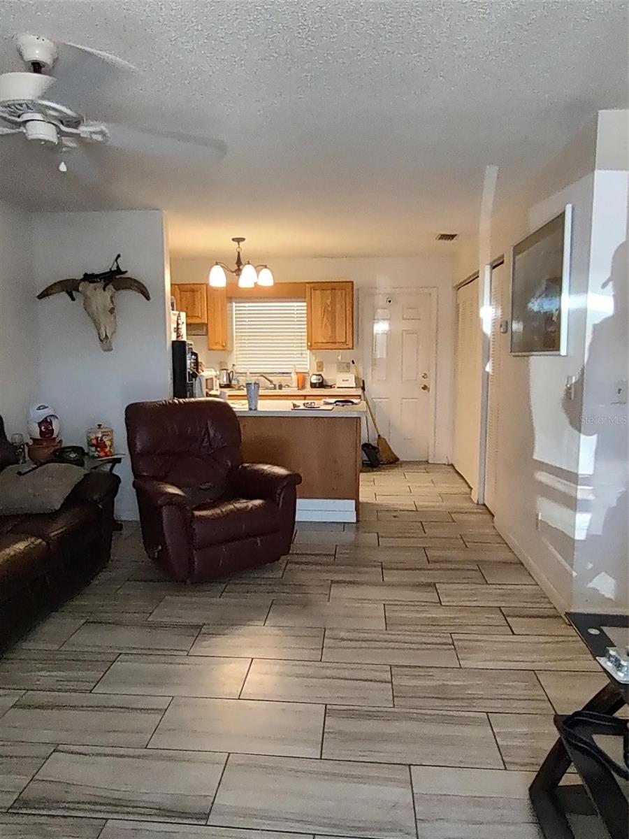 1402 Thousand Roses Dr. W., FL