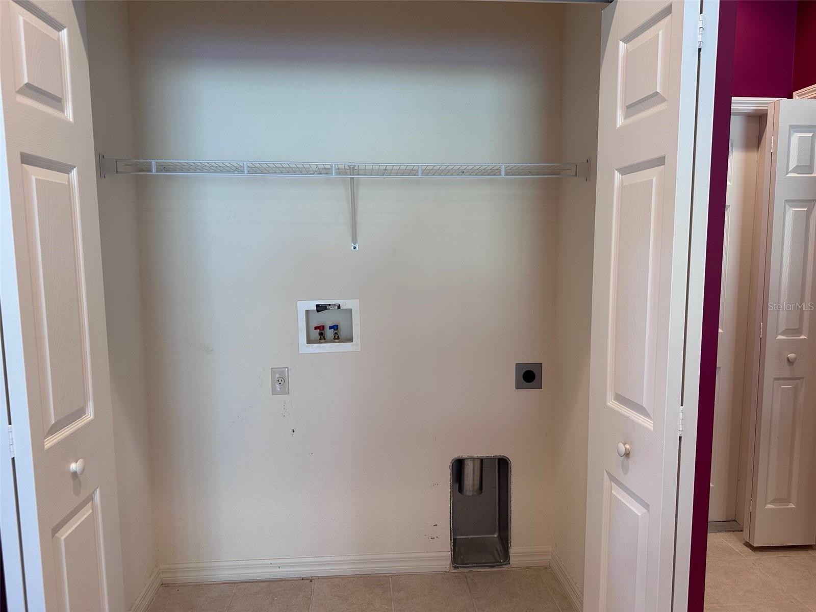 1224 Vienna Square Drive, FL