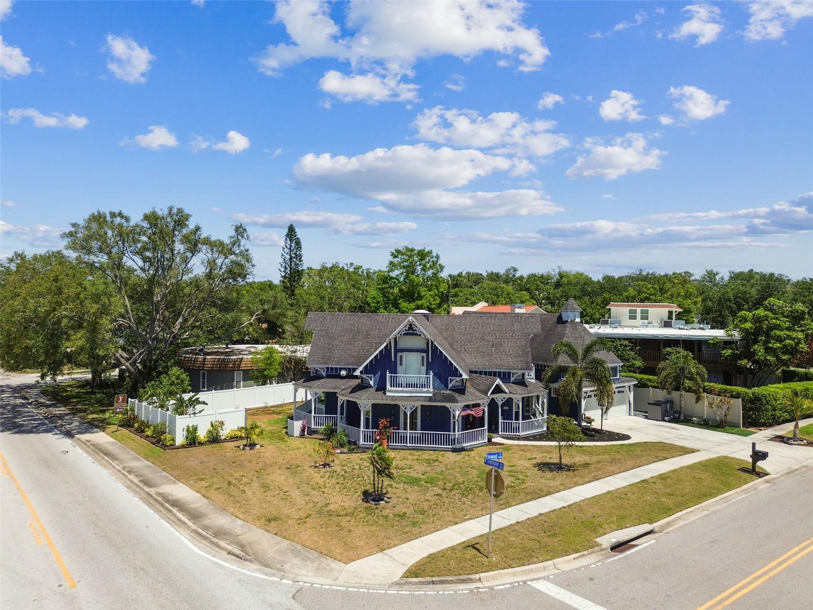 1500 Elmwood Street, FL