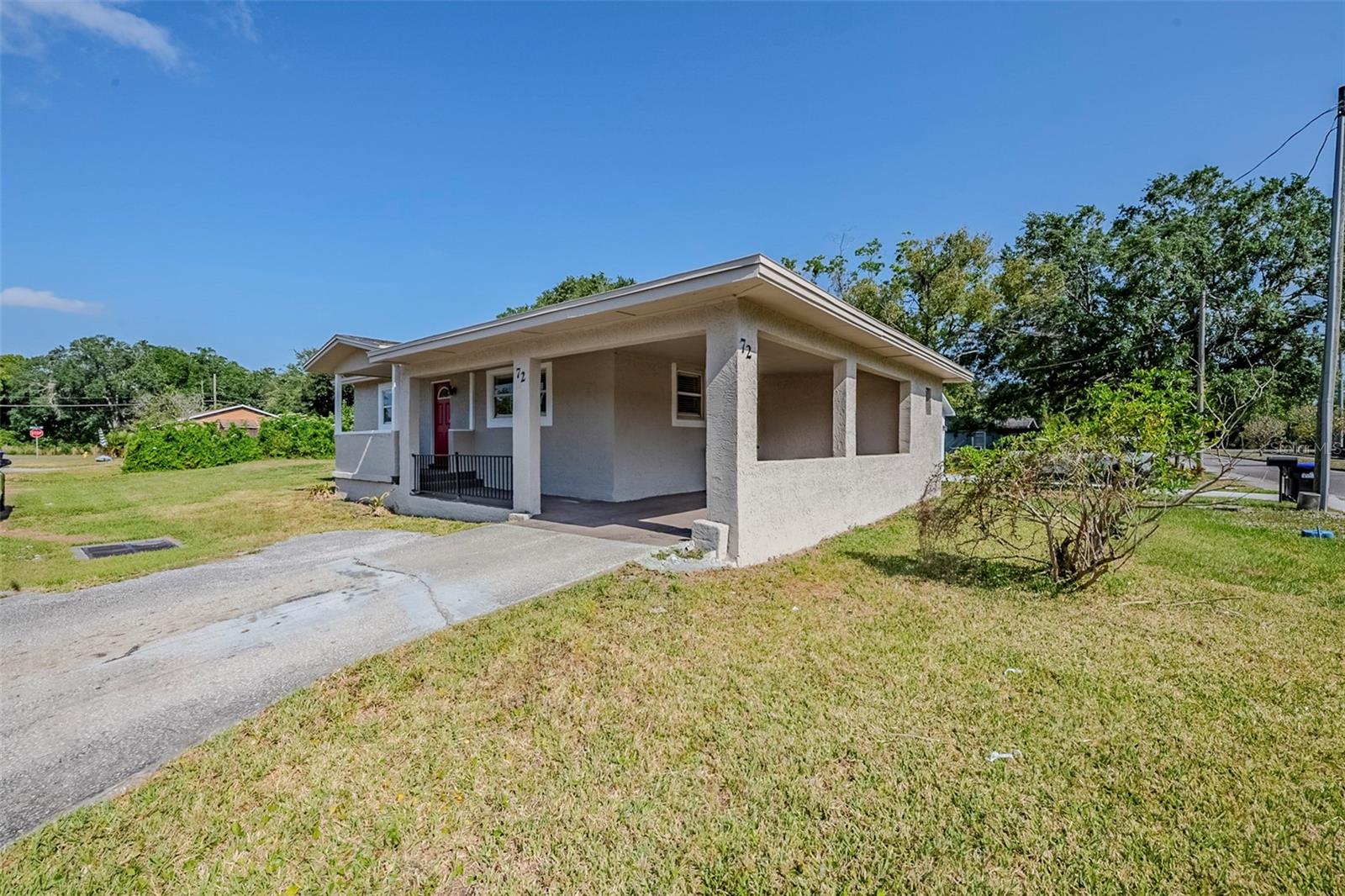 72 Campus View Drive, FL