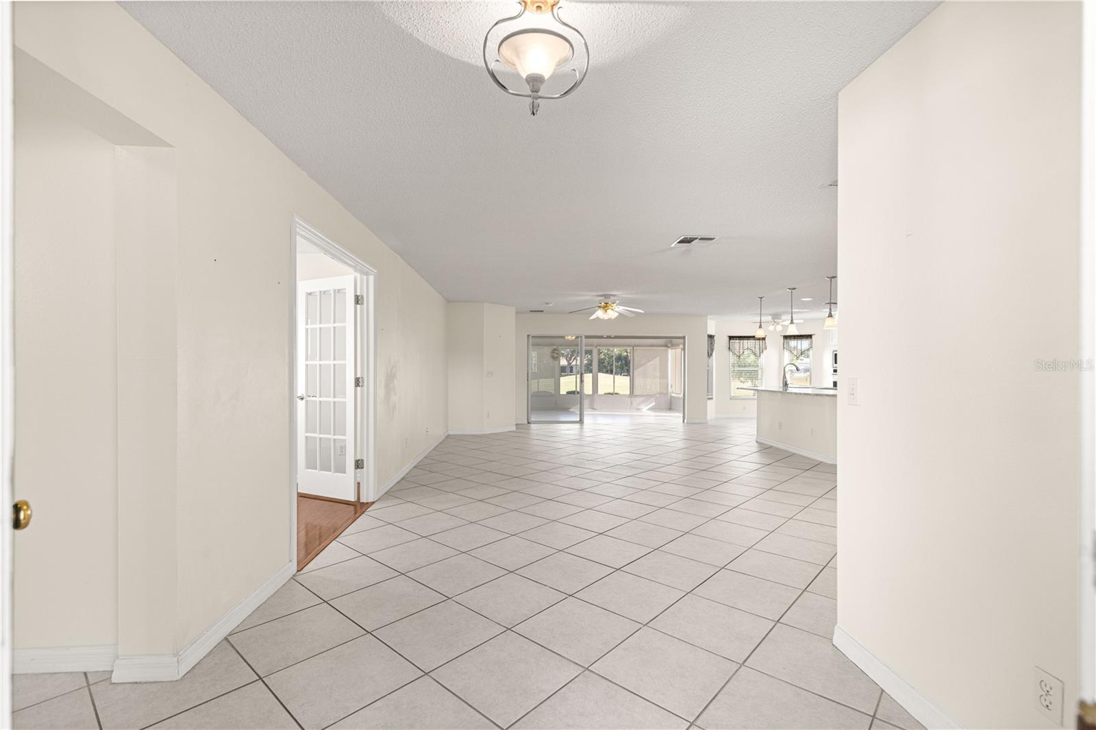 9452 93rd Loop, FL