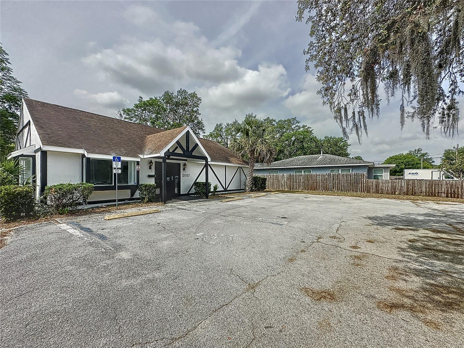 2017 Main Street, FL