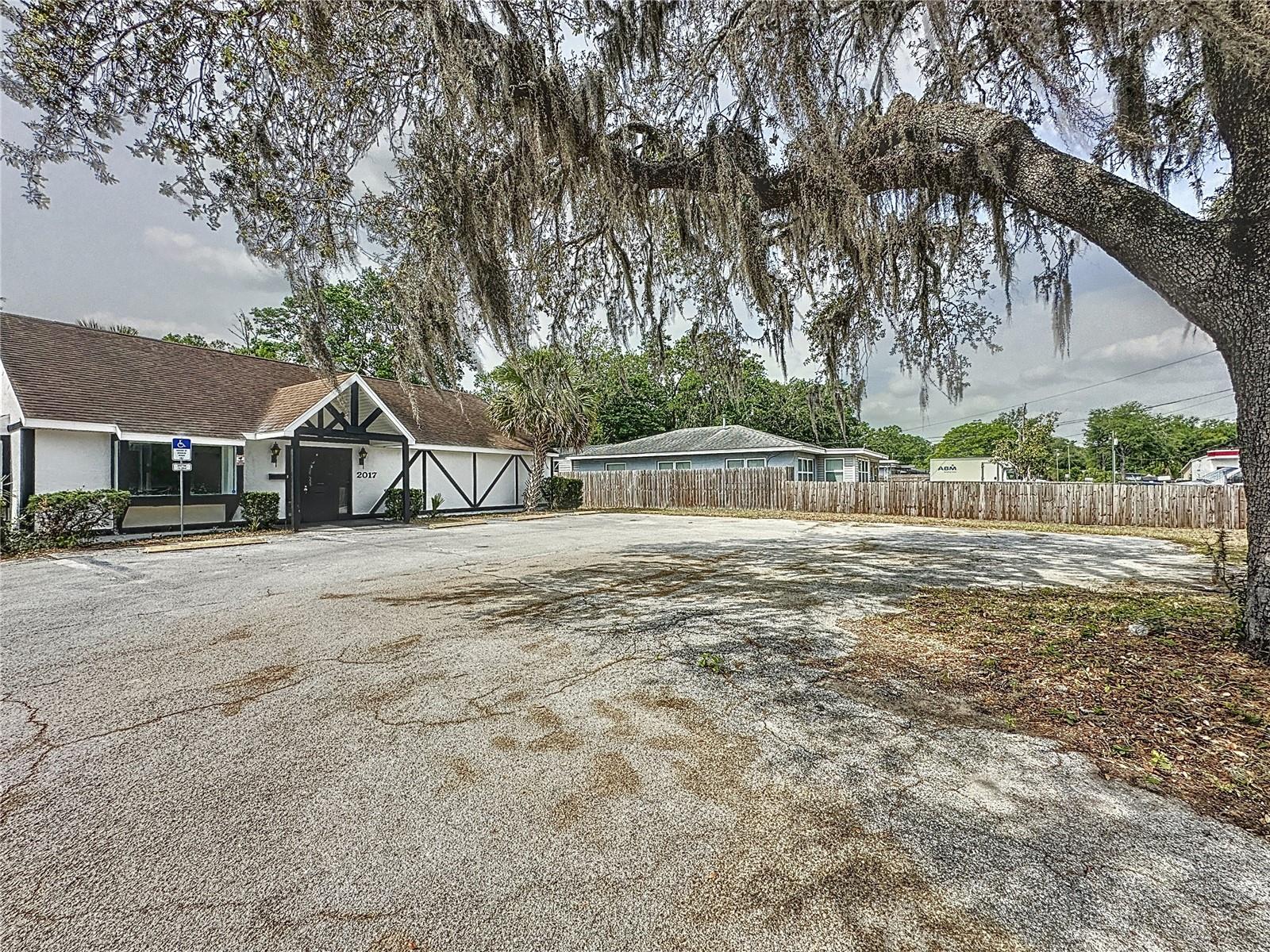 2017 Main Street, FL
