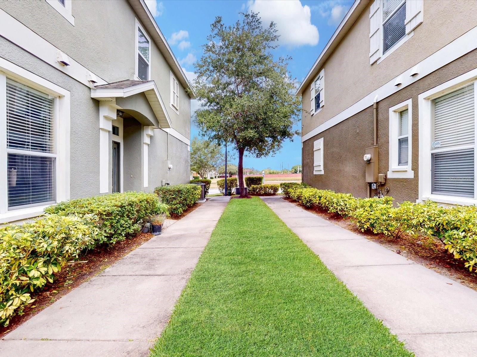 1933 Estancia Circle, FL