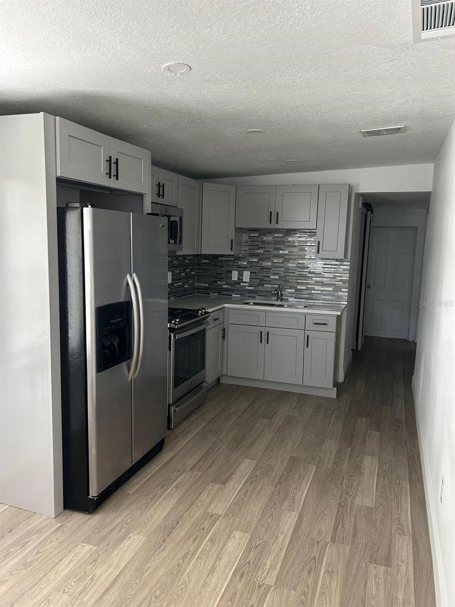73 Brooks Drive, FL