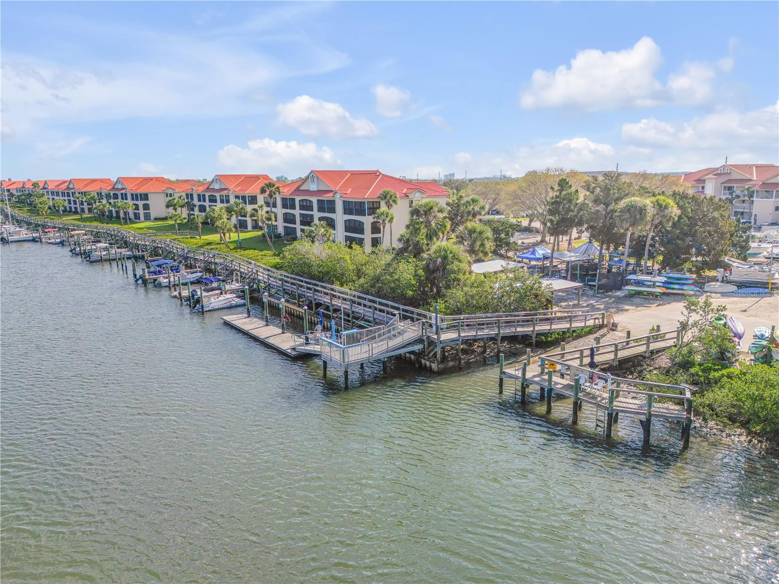 460 Bouchelle Drive, FL