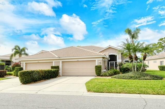 9480 Forest Hills Circle, FL