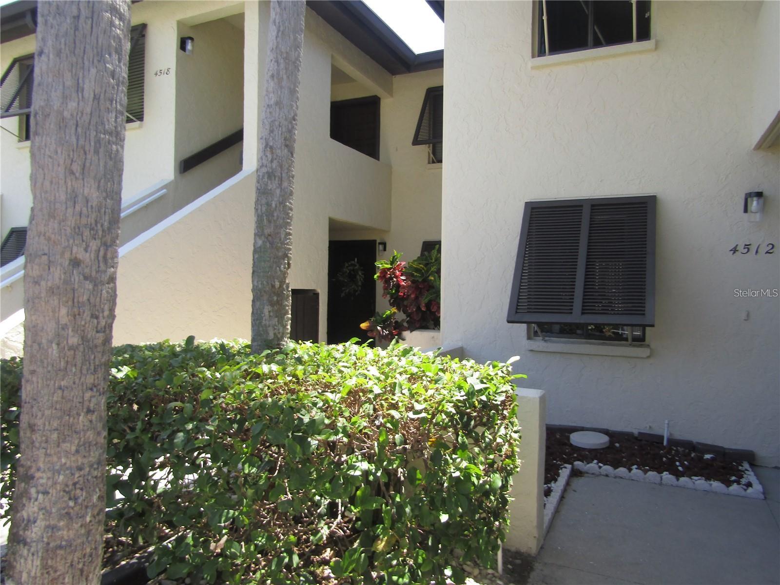 4516 Longwater, FL