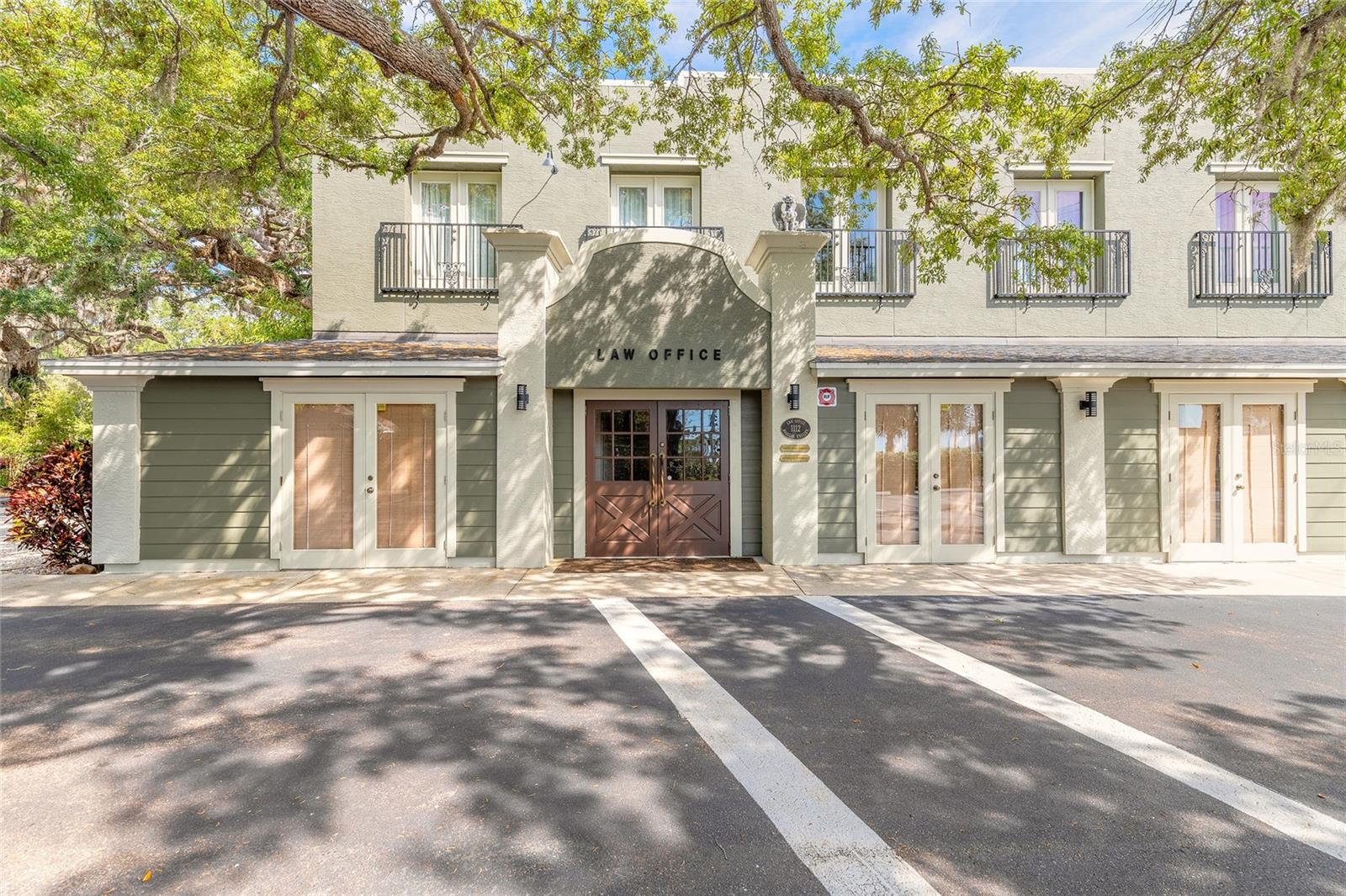 1112 Riverside Drive, FL