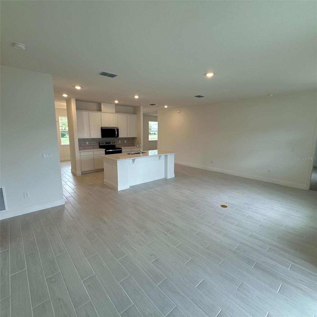 106 Forrester Place, FL