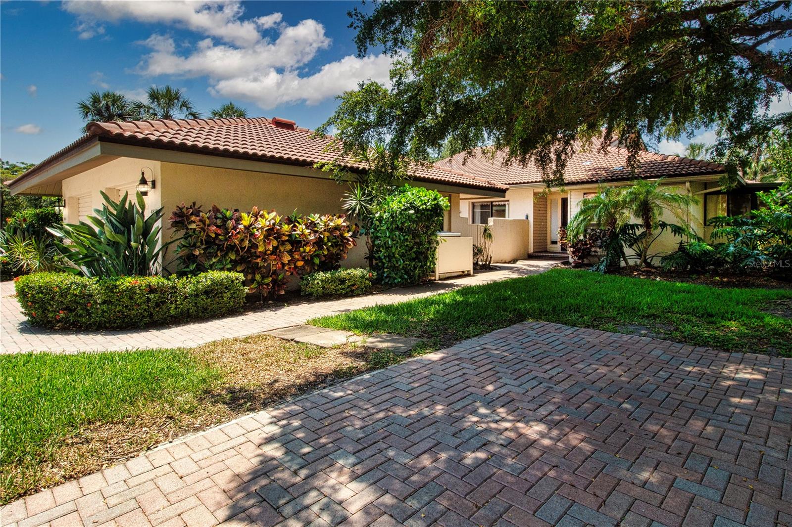 4812 Kestral Park Circle, FL