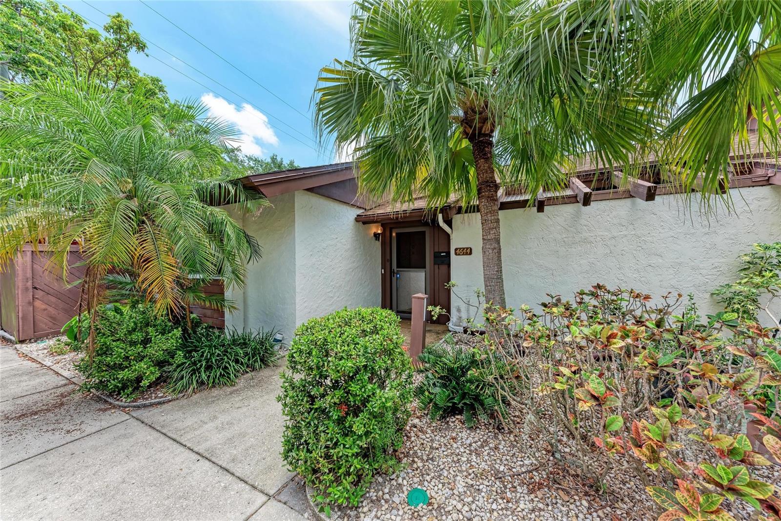 4644 Red Maple Road, FL