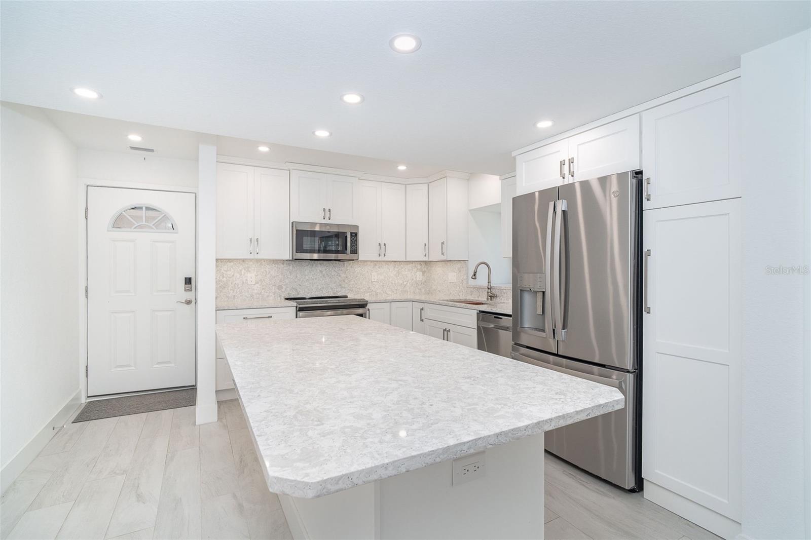 2700 Beach Road, FL