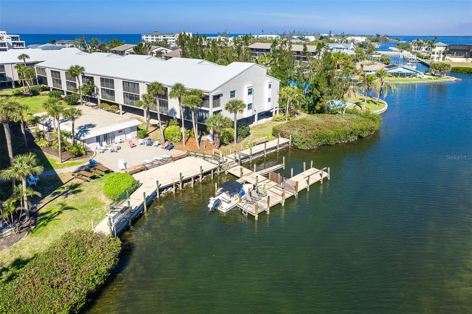 2700 Beach Road, FL