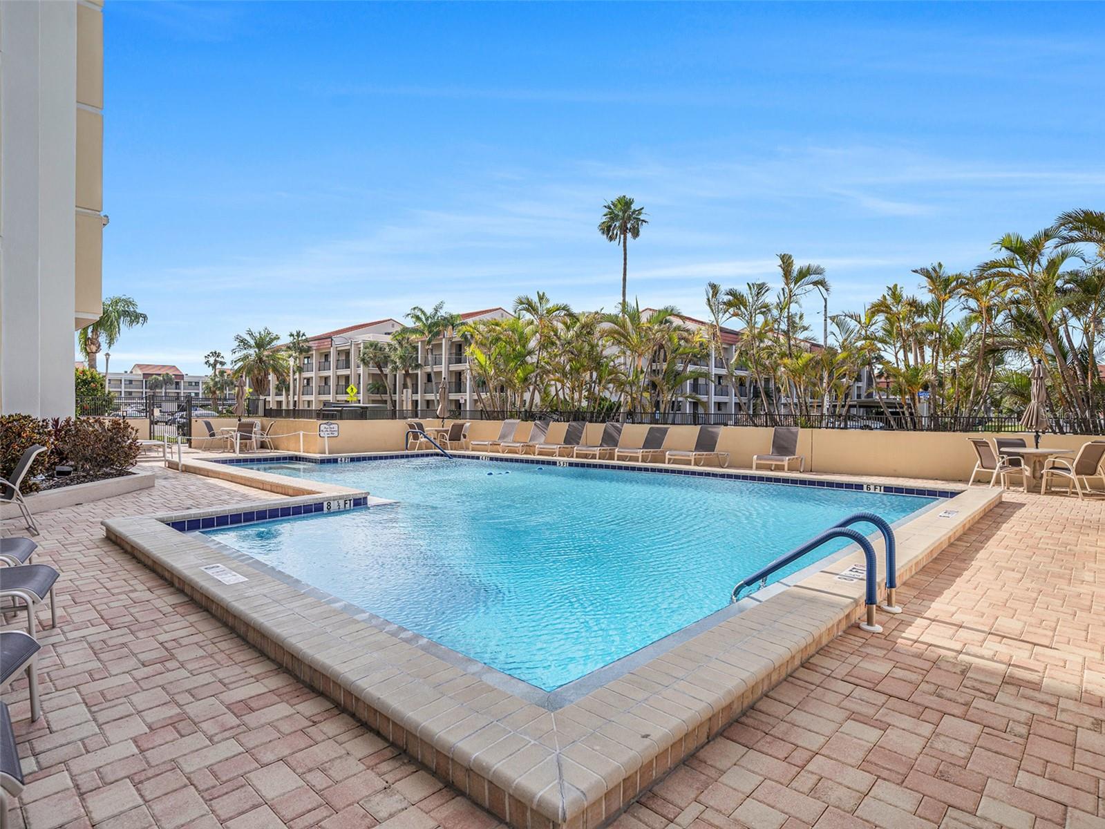 830 Gulfview Boulevard, FL