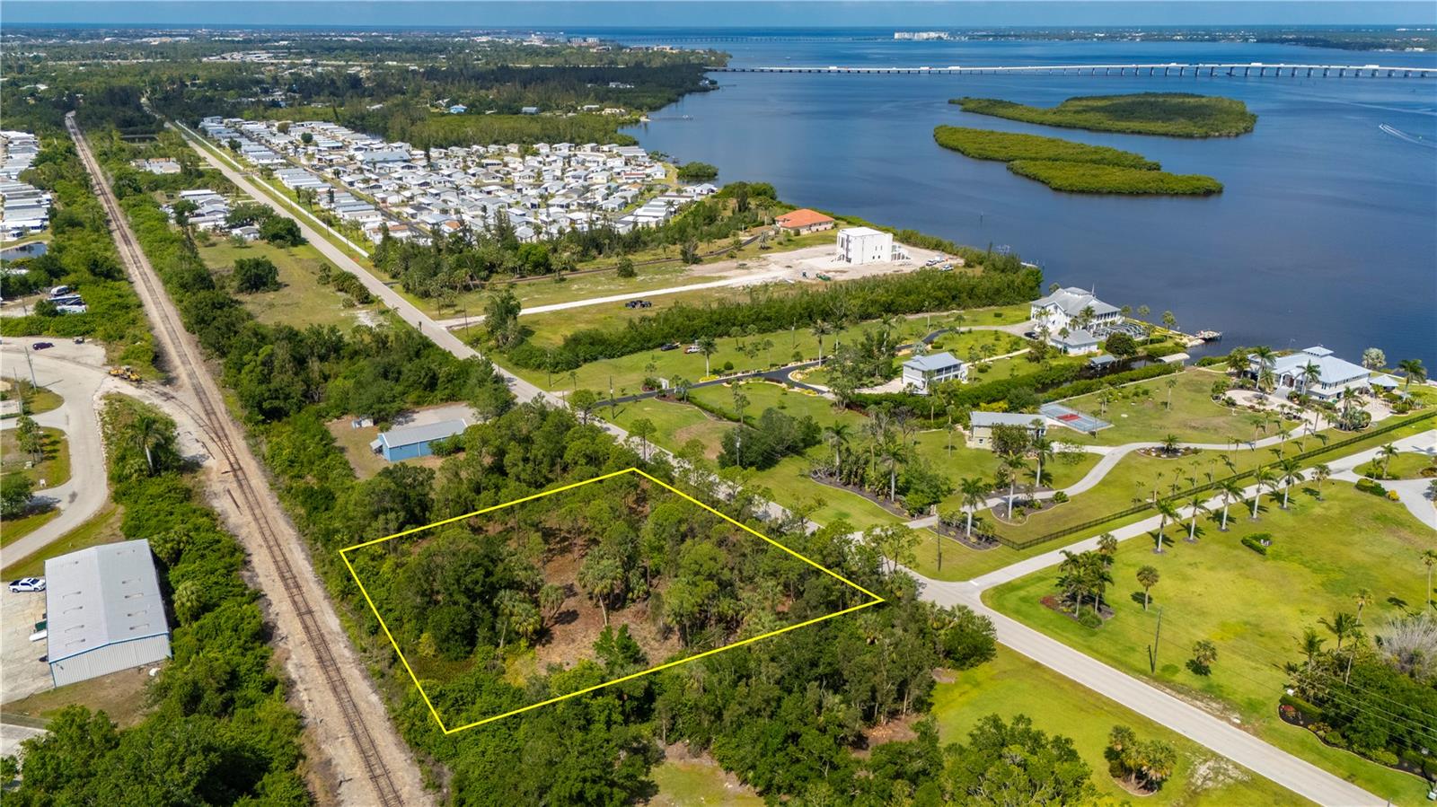 4685 Riverside Drive, FL
