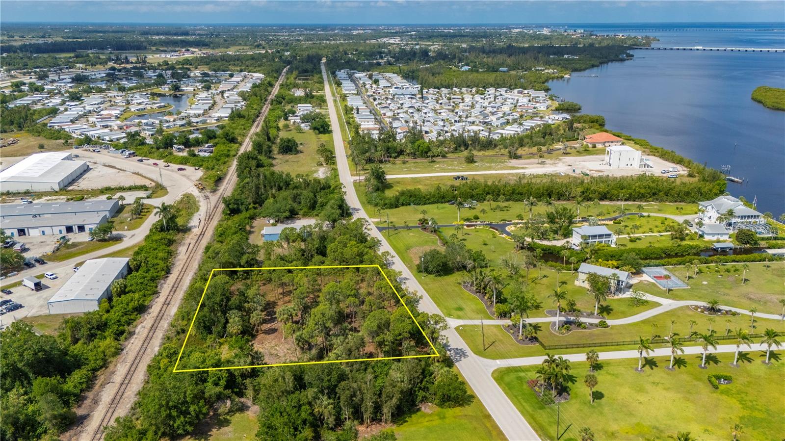 4685 Riverside Drive, FL