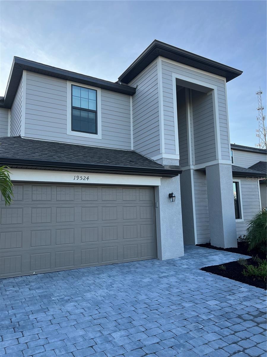 19524 Fishhawk Trail, FL