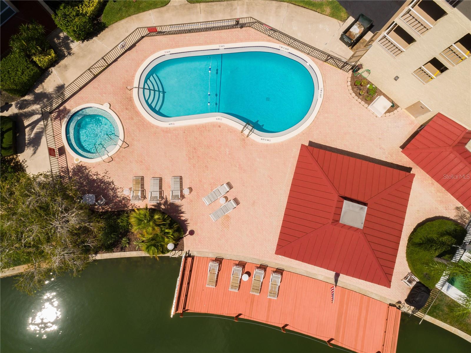 105 Island Way, FL