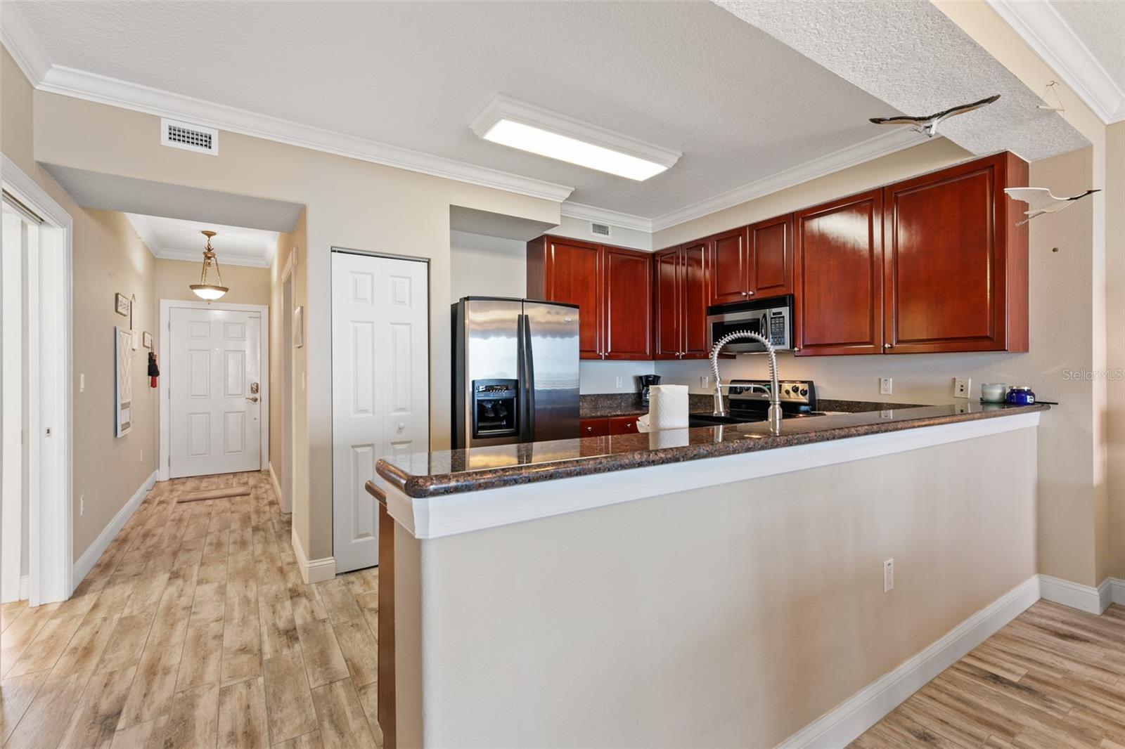 60 Surfview Drive, FL