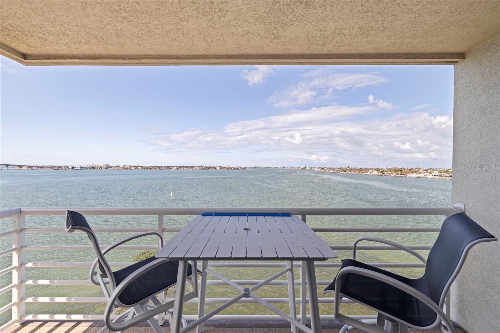 6105 Bahia Del Mar Circle, FL