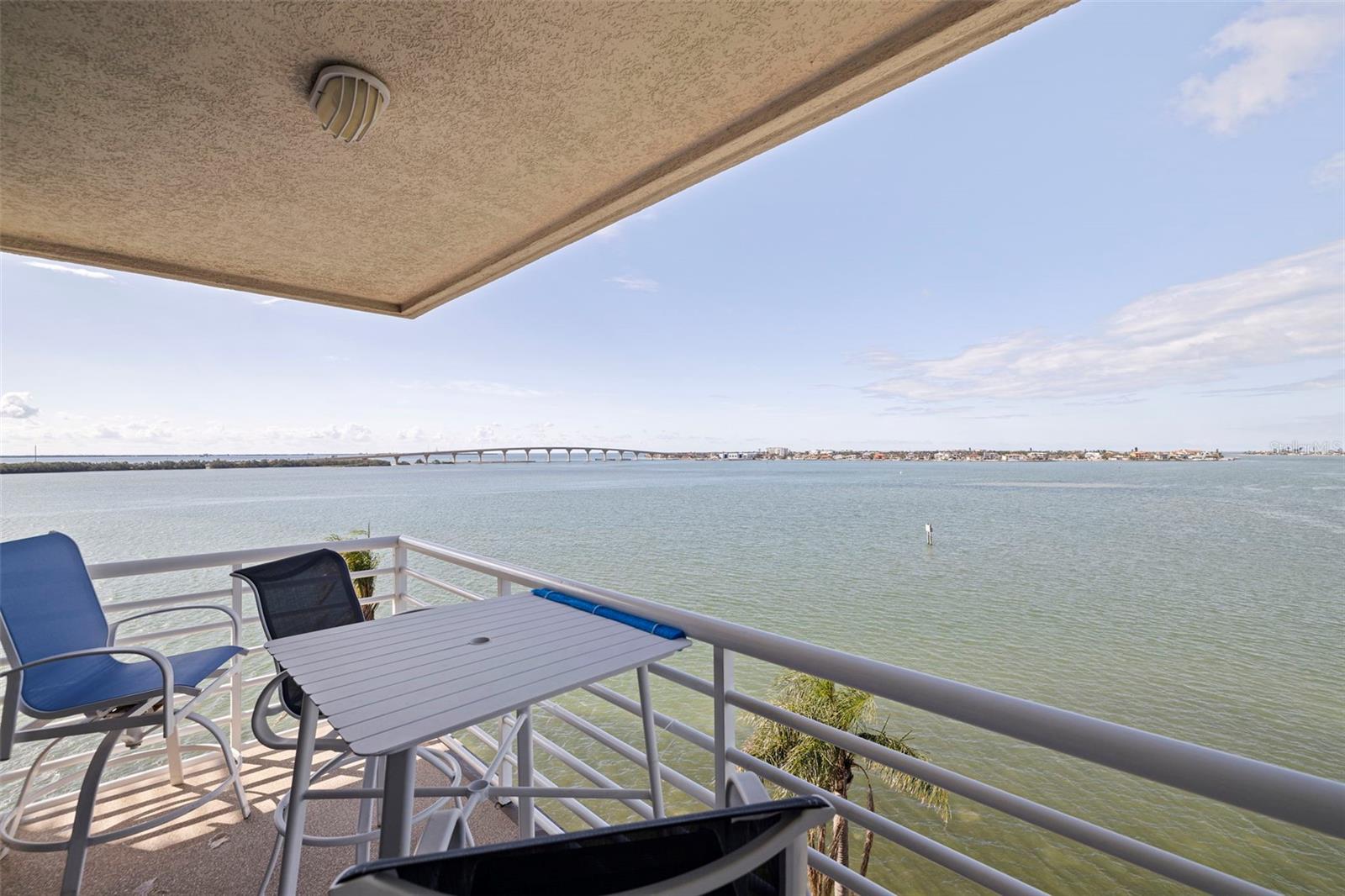 6105 Bahia Del Mar Circle, FL