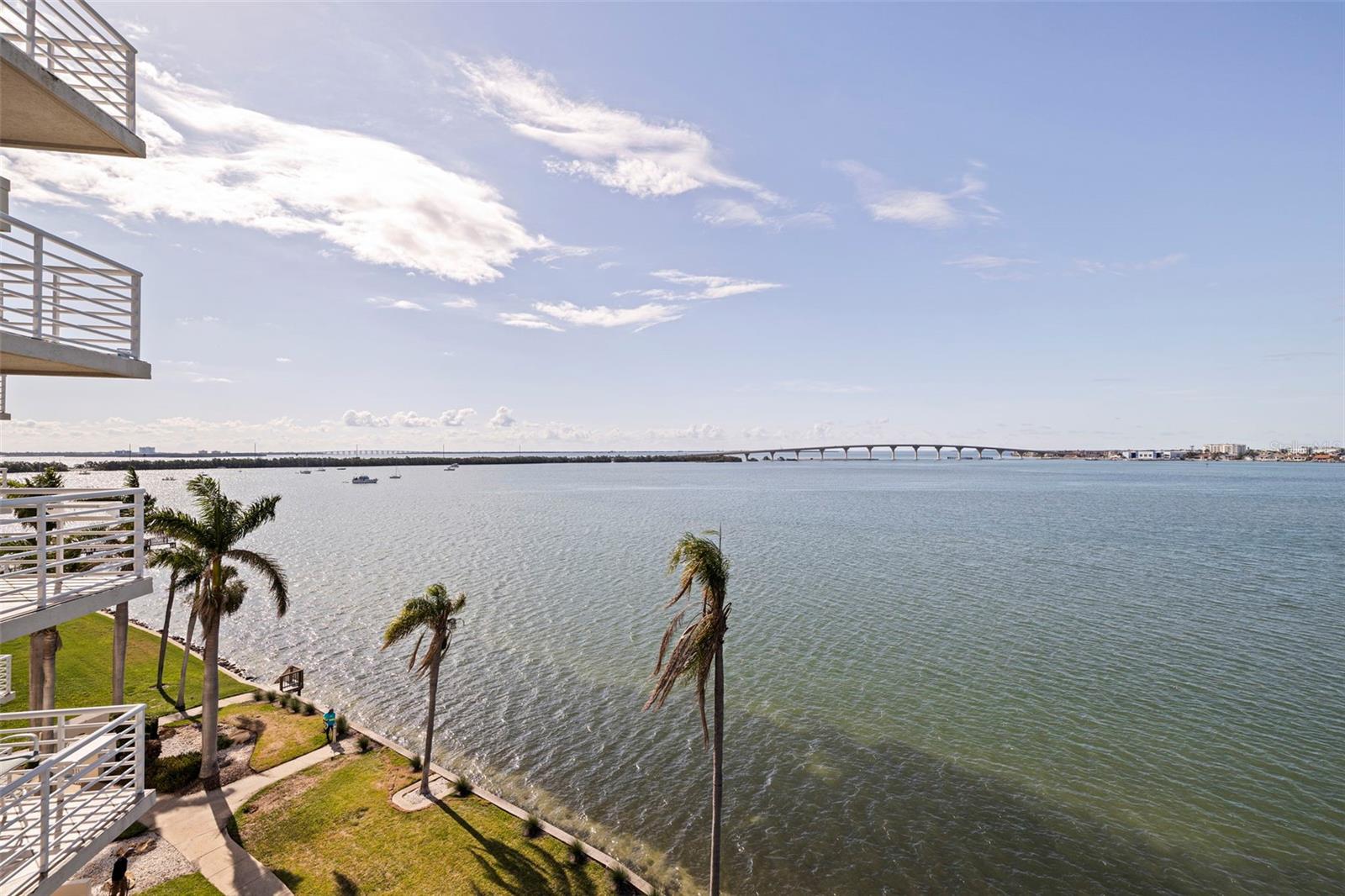 6105 Bahia Del Mar Circle, FL