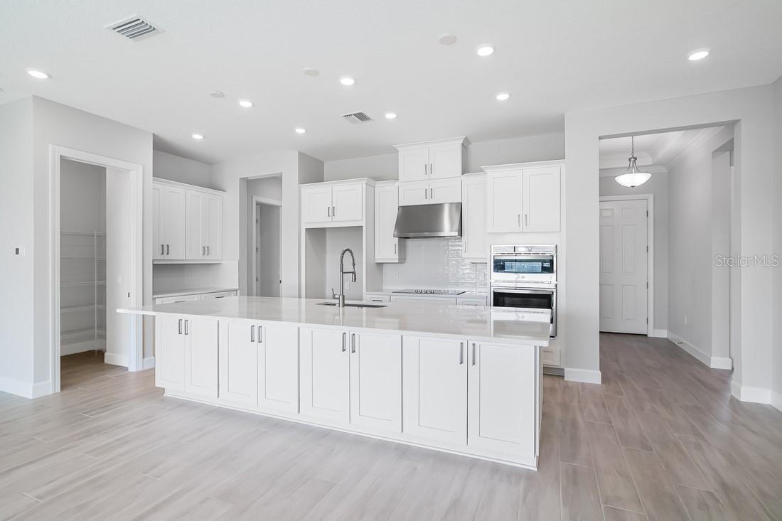 5652 Nevis Terrace, FL