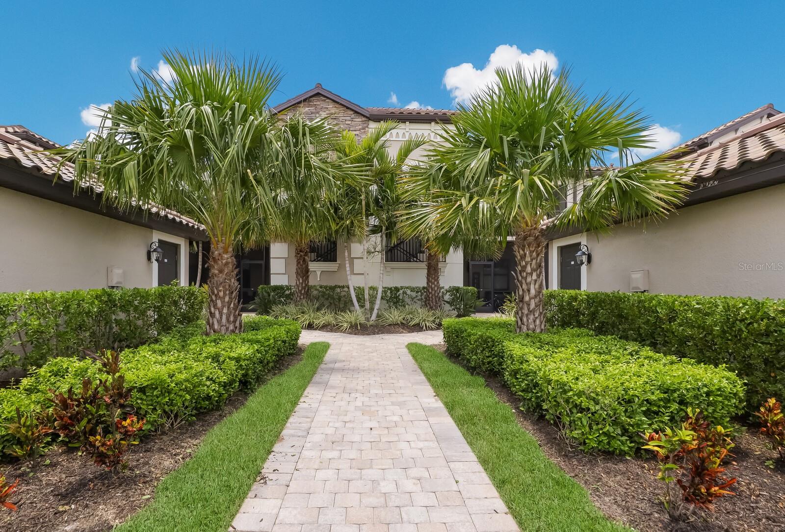 5557 Palmer Circle, FL