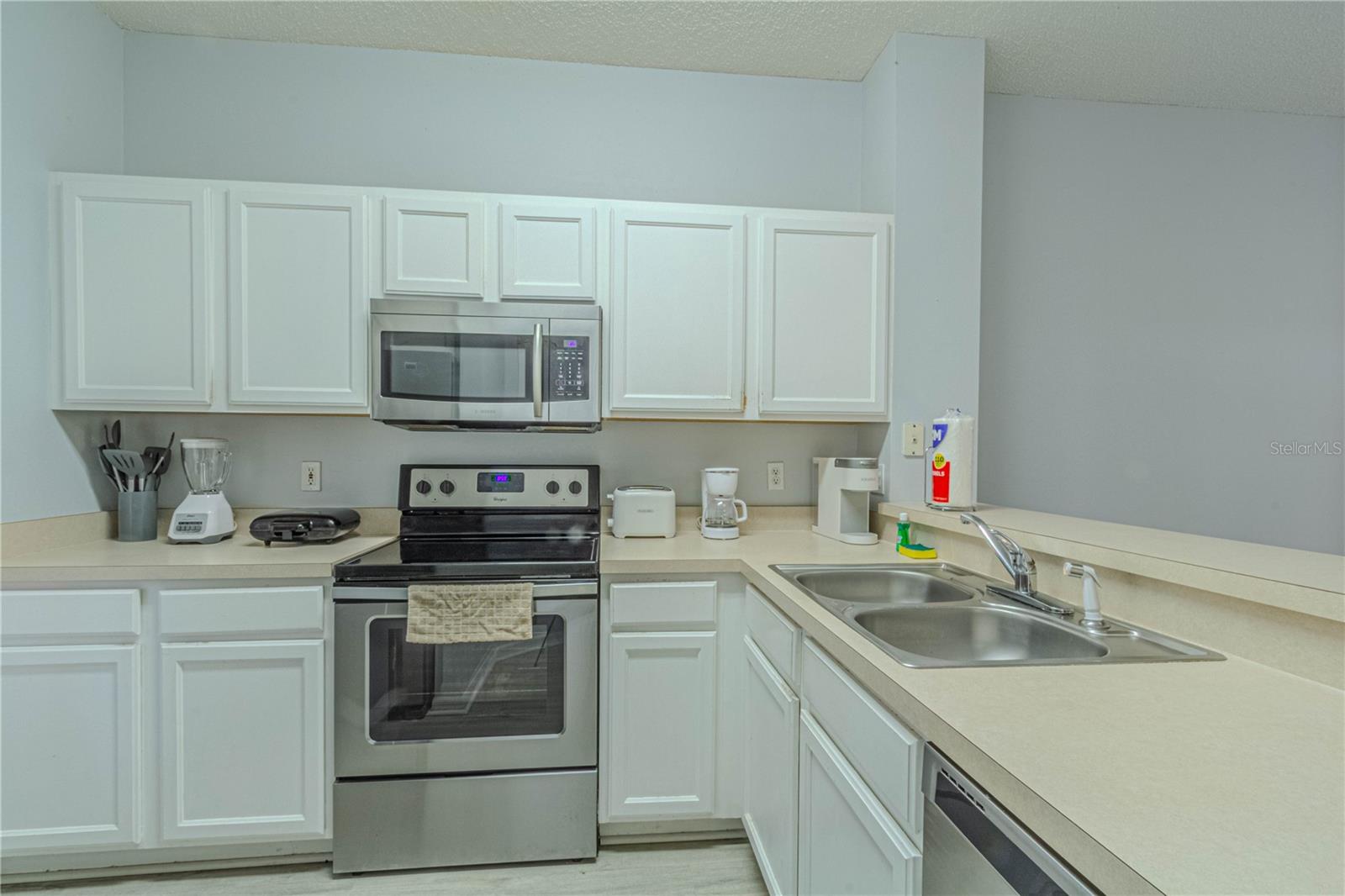 8502 Crystal Cove Loop, FL