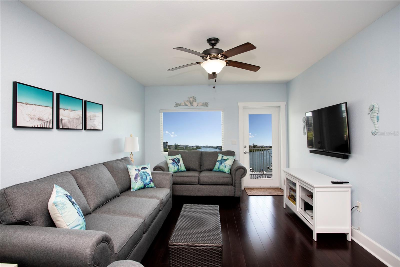 399 2nd Street, FL