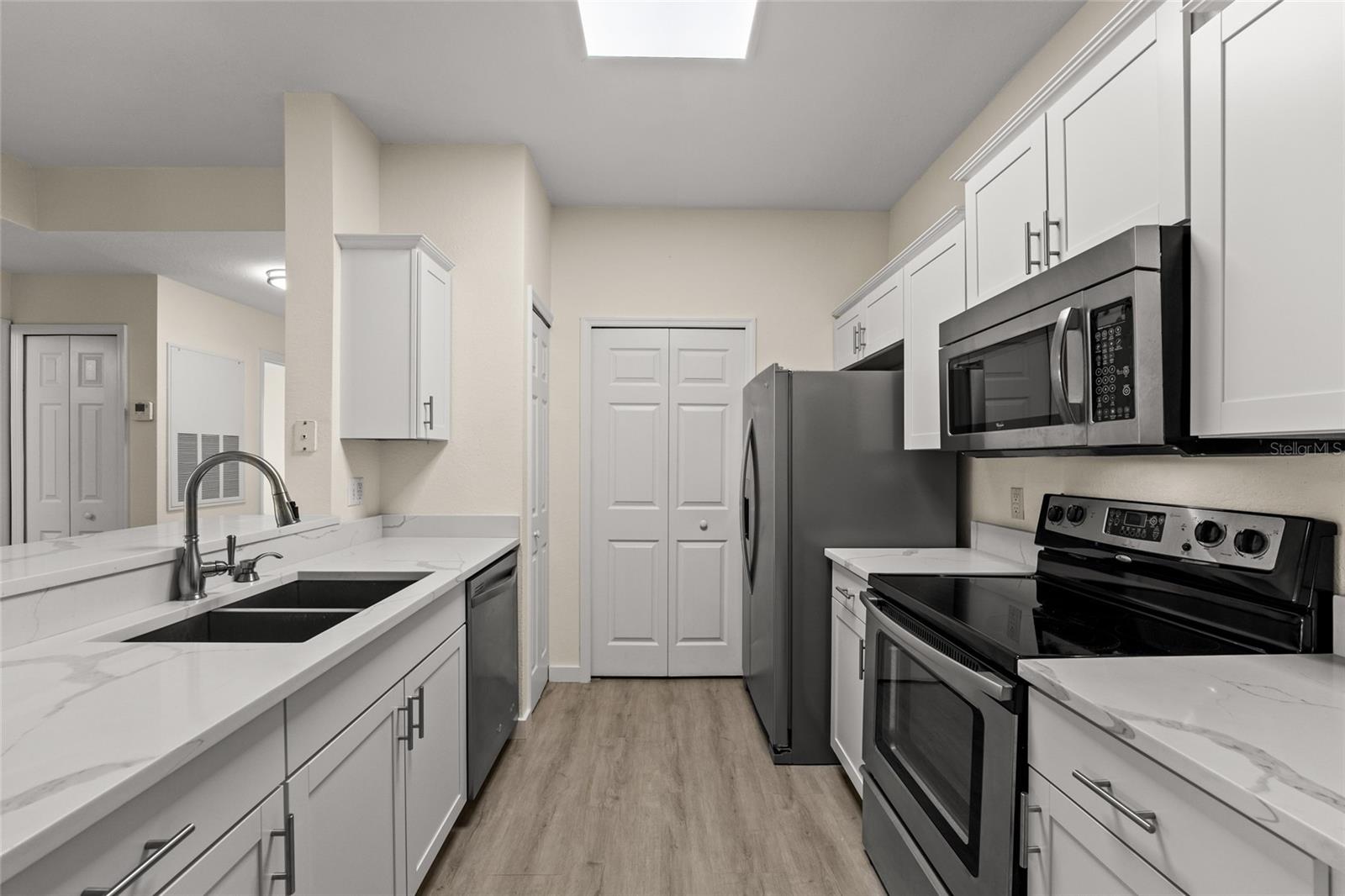 5447 Vineland Road, FL