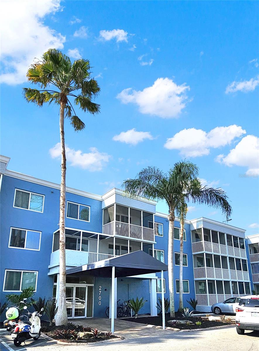 2700 Coconut Bay Lane, FL