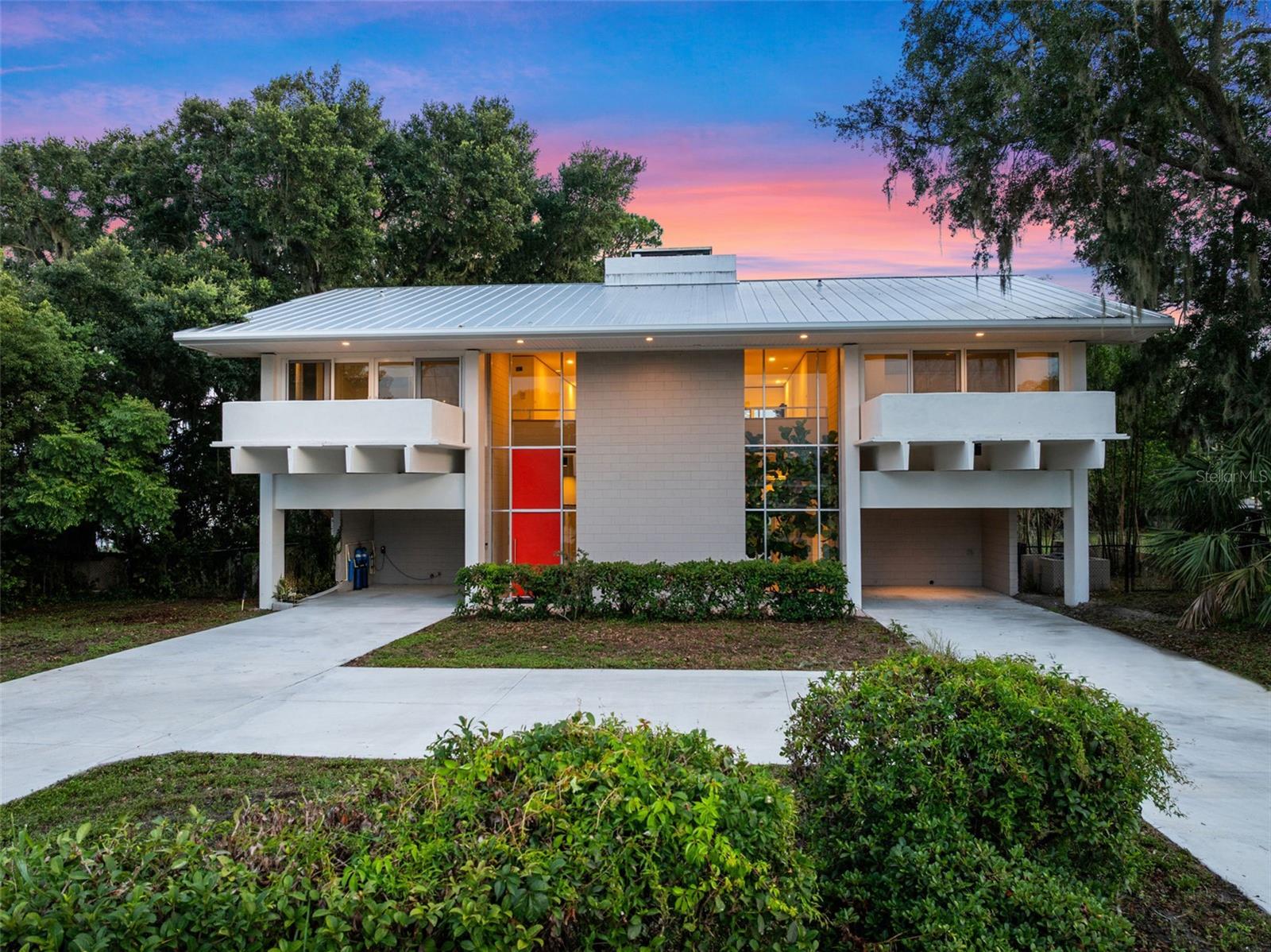 1540 Lake Mirror Drive, FL