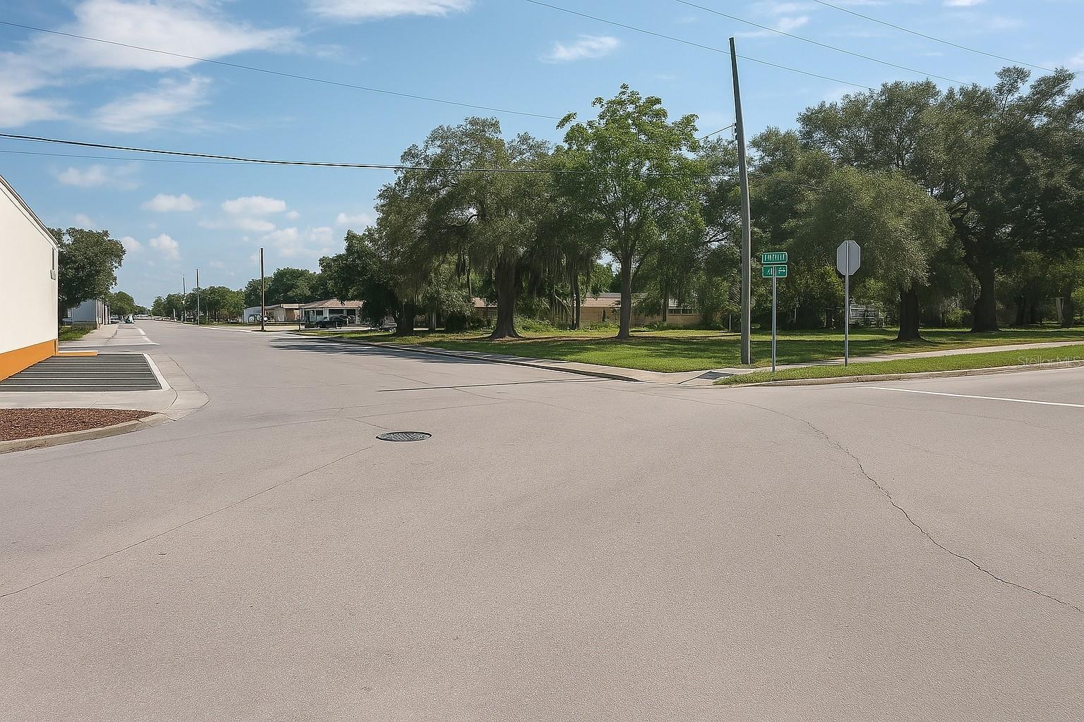 203 Emerald Avenue, FL