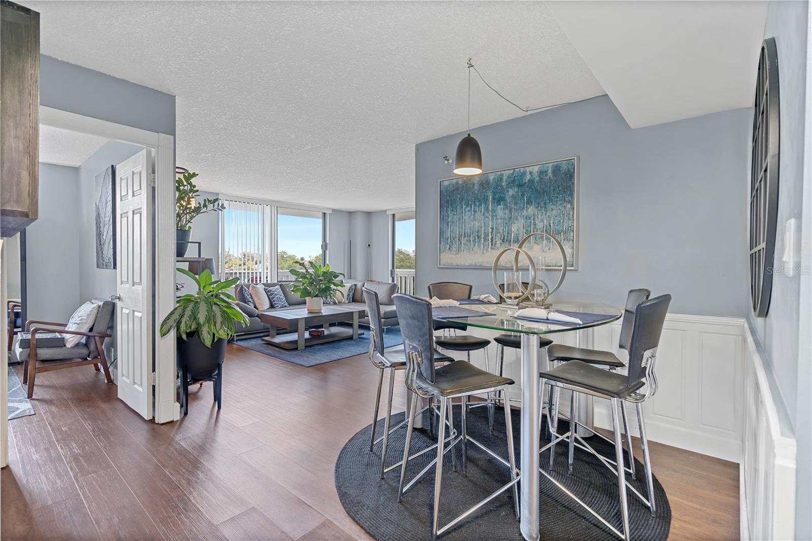 400 Colonial Drive, FL