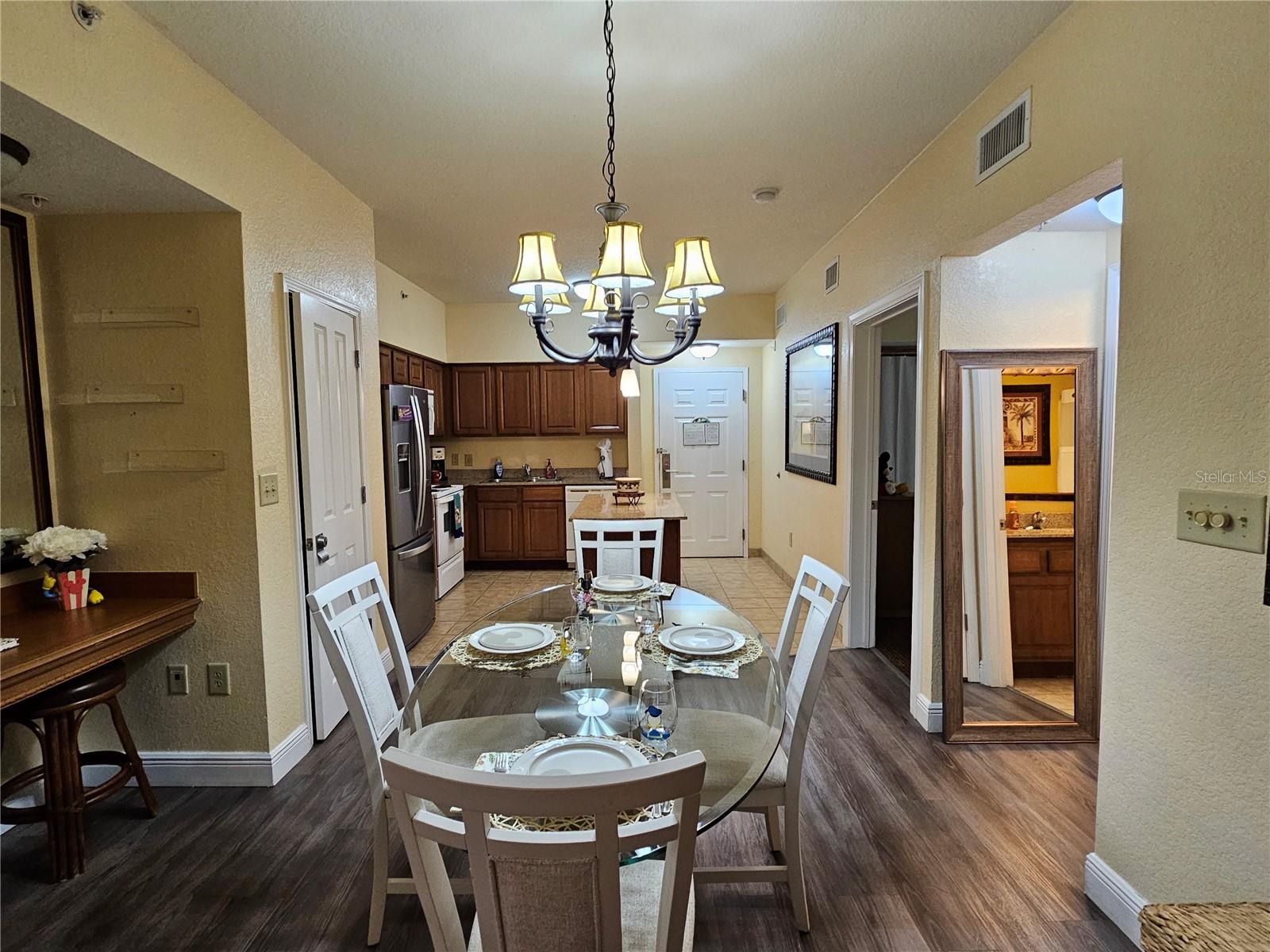 12527 Floridays Resort Drive, FL