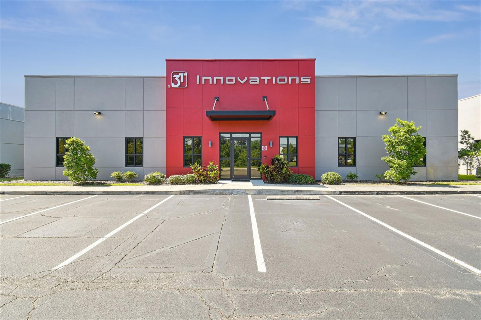 13908 Monroes Business Park, FL