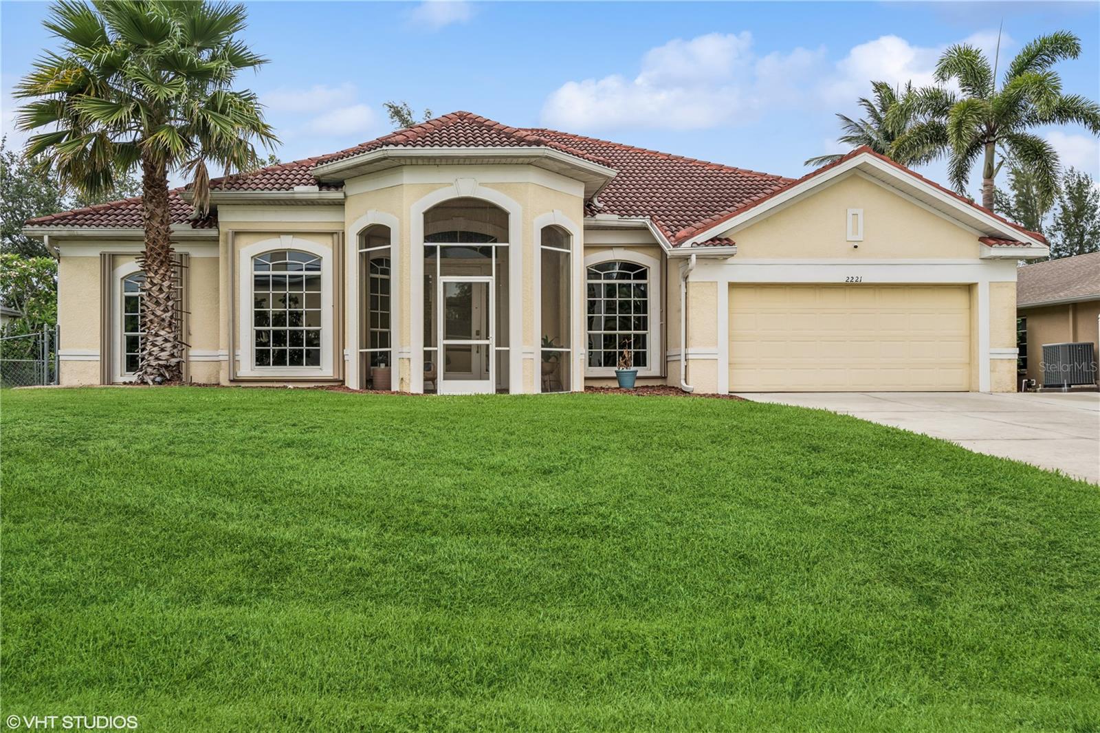 2221 8th Court, FL