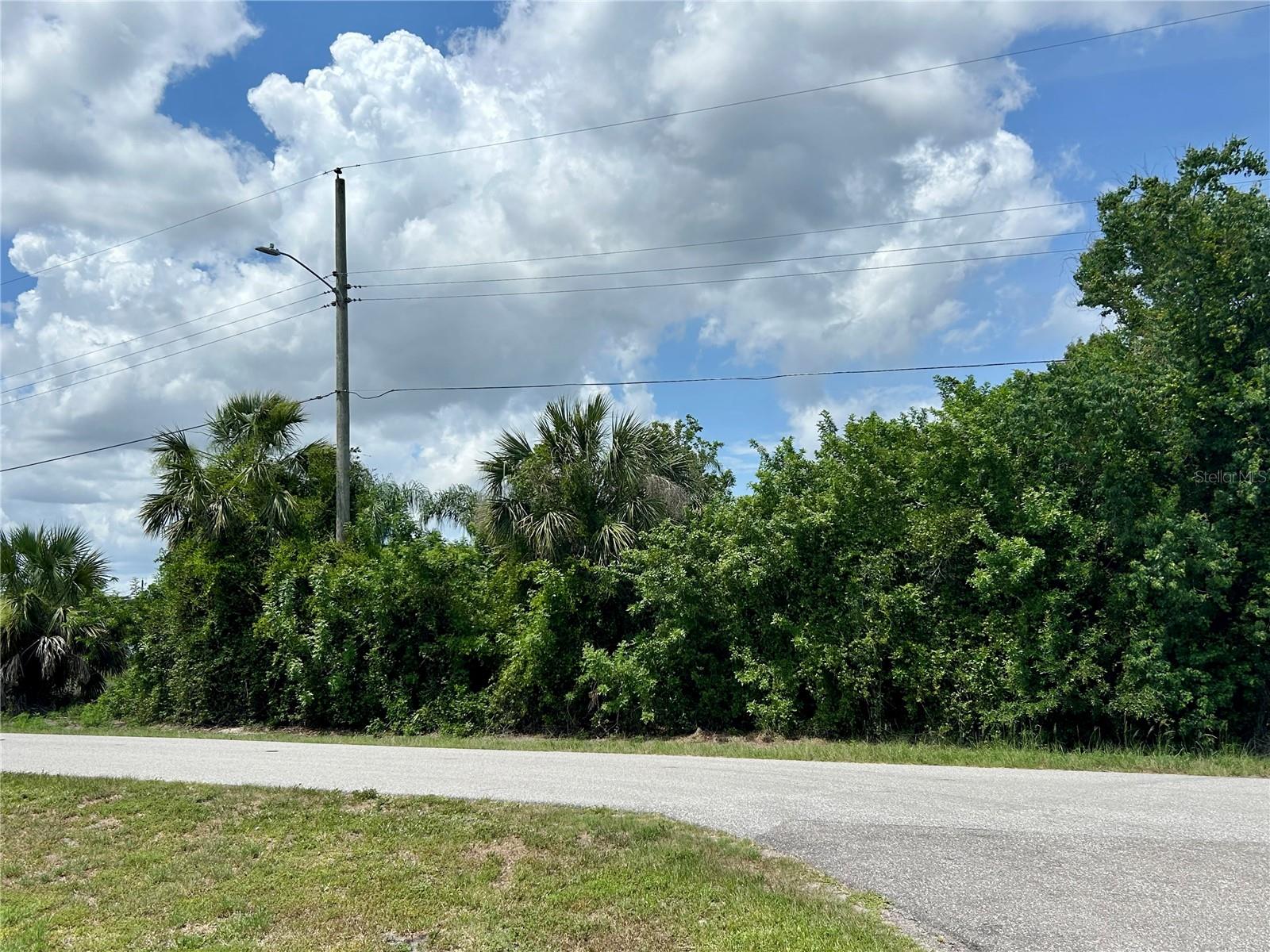 3273 Santa Barbara Drive, FL