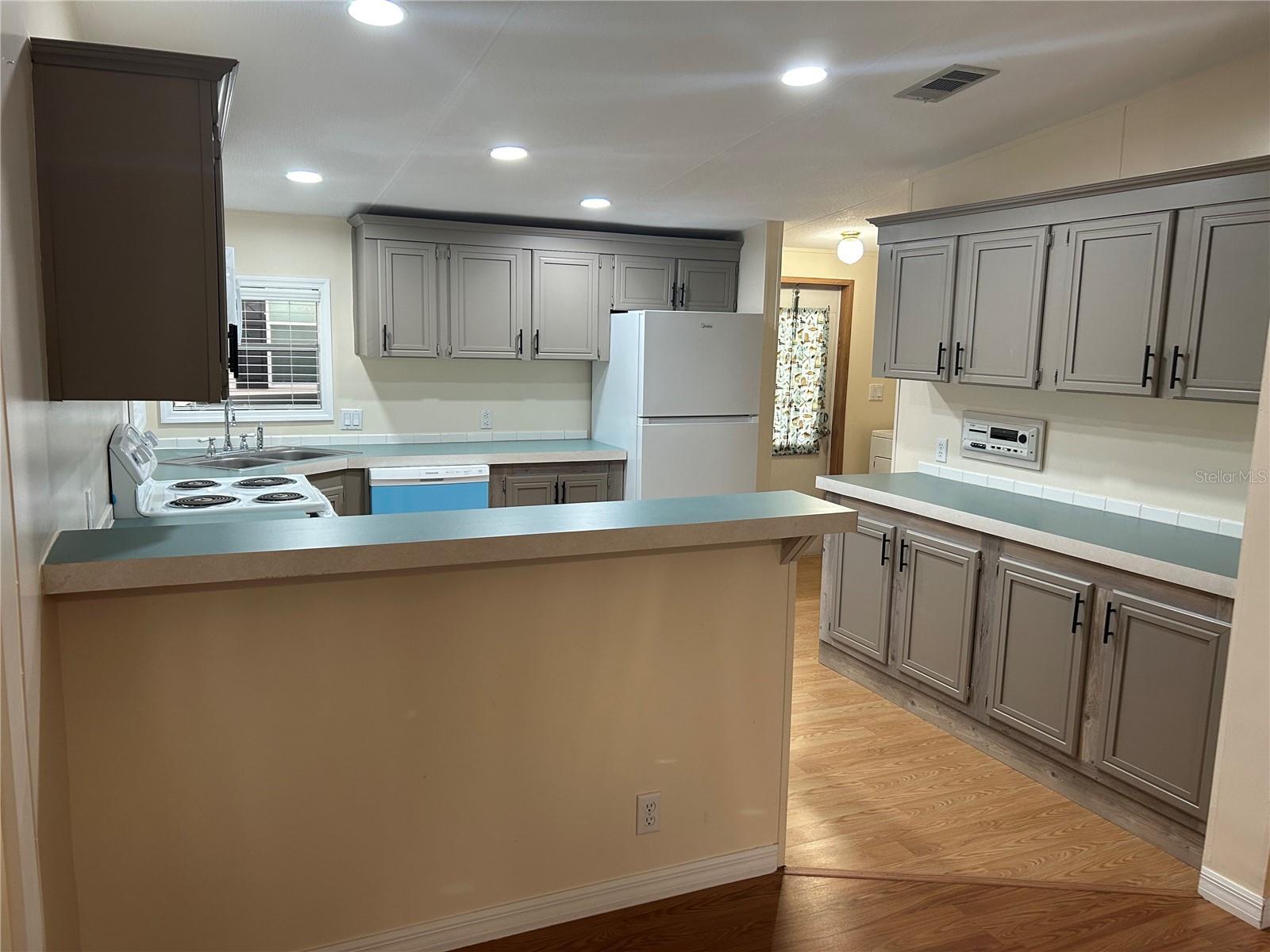 622 Dreama Drive, FL