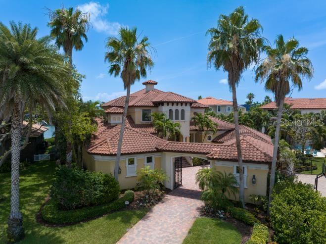 841 Ponce De Leon Drive, FL