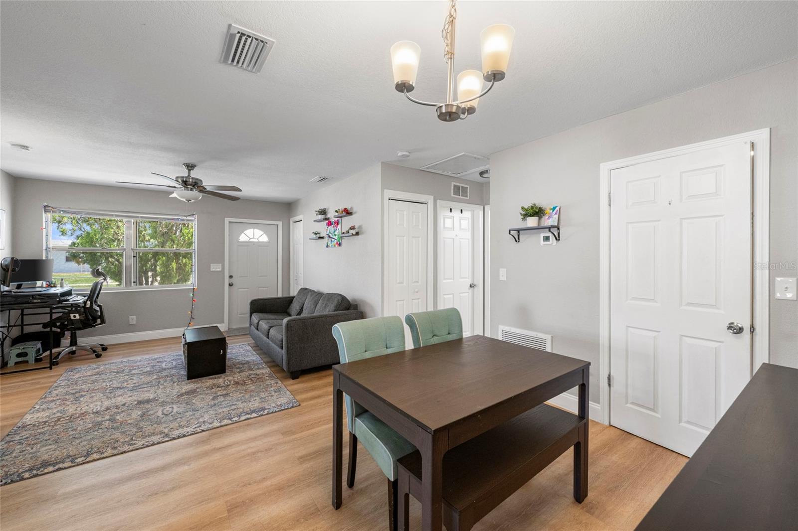 8725 Aero Avenue, FL