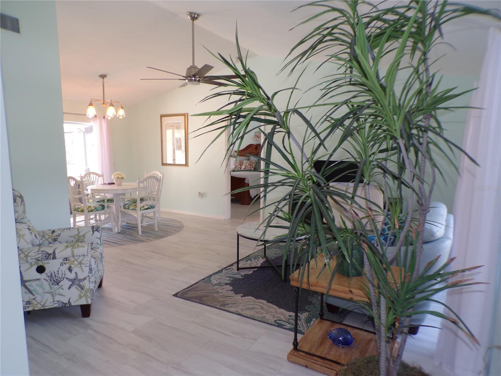 15624 Hennipen Circle, FL