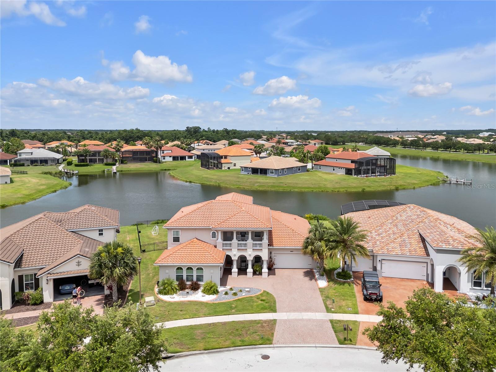 3869 Shoreside Drive, FL